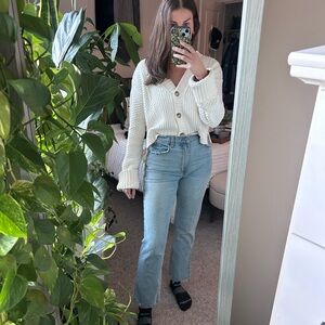 Abercrombie 90s High Rise Vented Strsight Leg Jeans